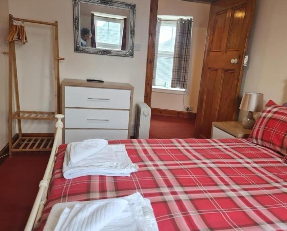 Ness City Apartment Inverness Extérieur photo